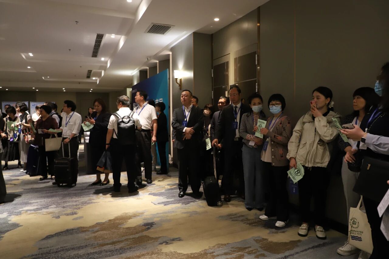 21世紀佳益出國留學